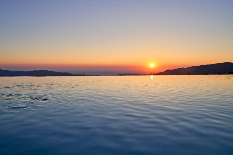 Nobu Hotel Santorini (Adults Only) Imerovígli Extérieur photo