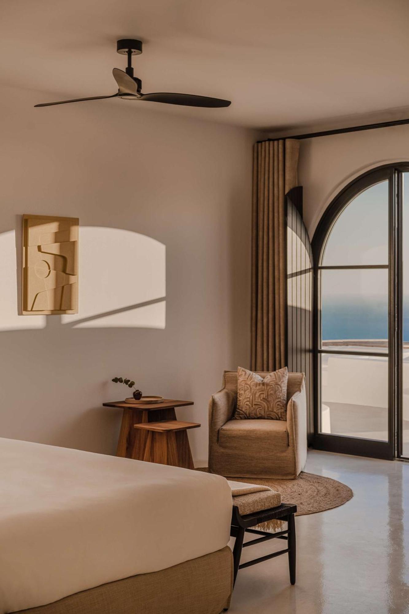 Nobu Hotel Santorini (Adults Only) Imerovígli Extérieur photo